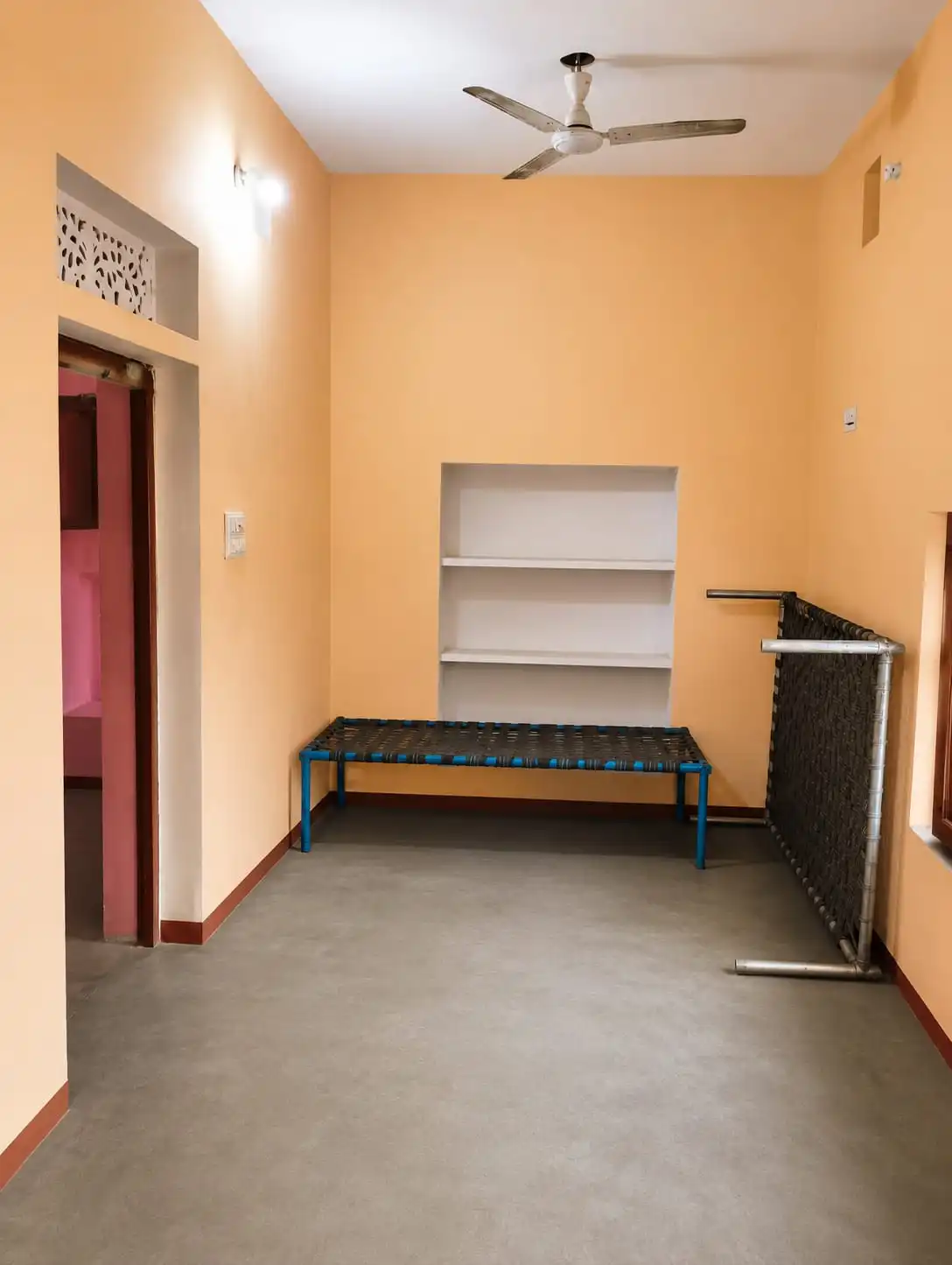 1 BHK Ground Floor House for Rent in Ganesh Colony, Pinto Park Gwalior photo 4